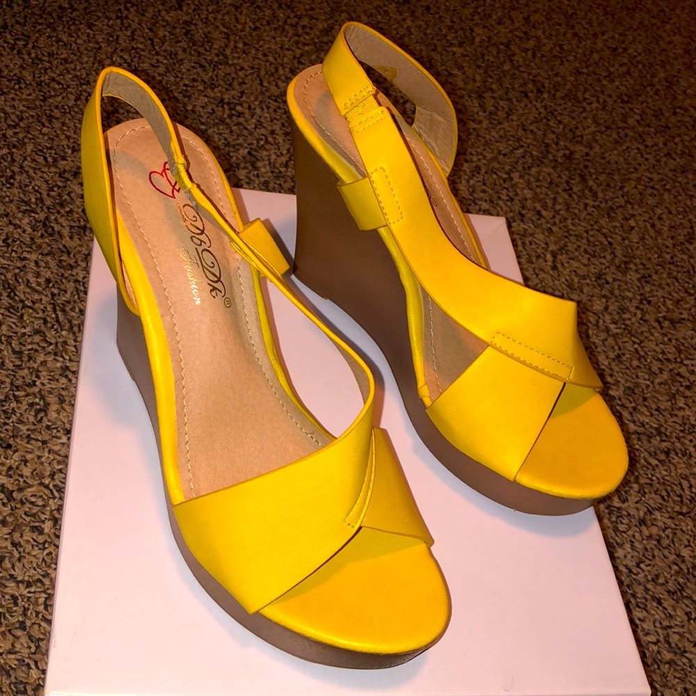 Db Dk Fashion Yellow wedges